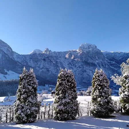 Marianne * אבטנאו